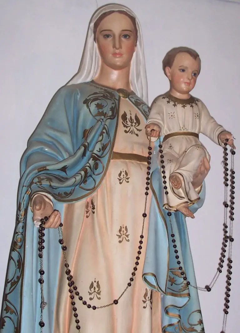 Virgen del Rosario Historia, oración, milagro y más