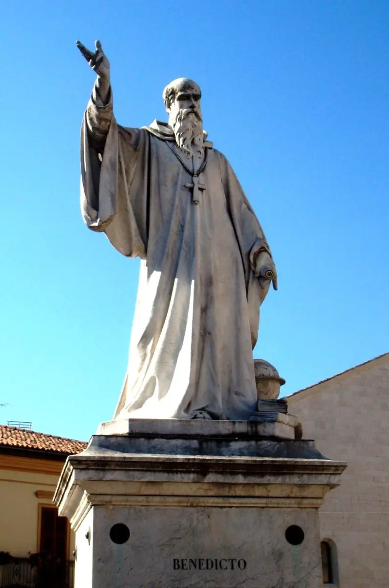 Medalla de San Benito Historia, propiedades y mucho más