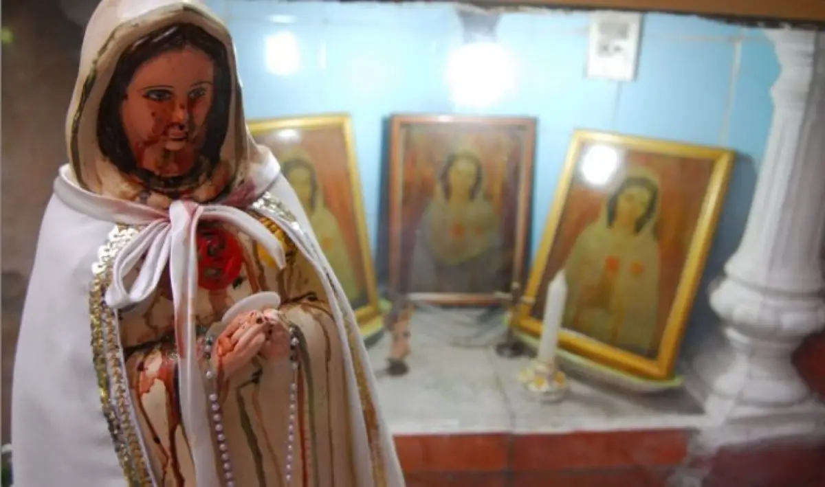 virgen que llora sangre4
