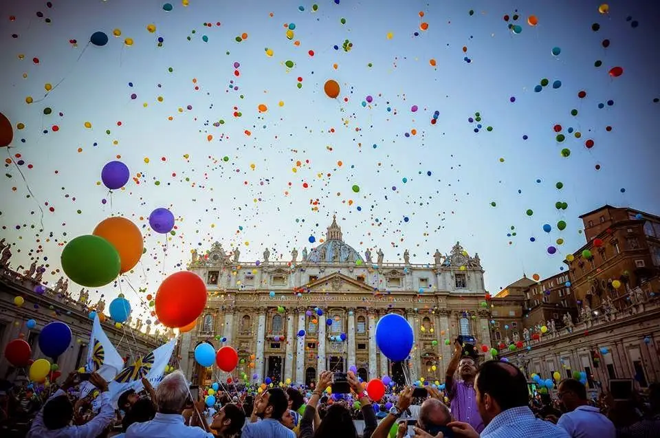 Características de la Iglesia Católica: Funciones como pueblo de Dios y más