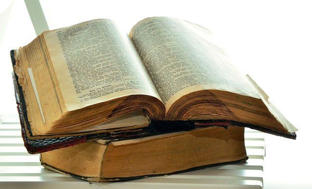 cuantos libros tiene cada parte de la biblia