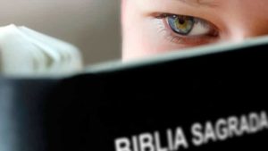 por que es importante la biblia