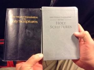 por que la biblia de los testigos de jehova es diferente