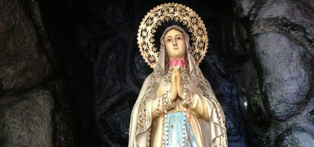 Virgen De Lourdes Historia Oracionessantuario Milagros Y Mas