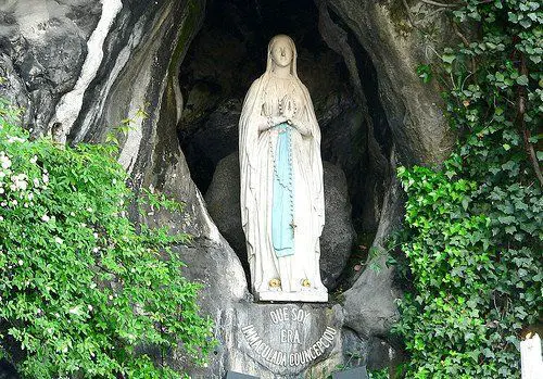 oracion a la virgen de Lourdes por los enfermos