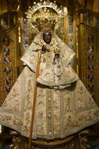 portada virgen de Guadalupe España