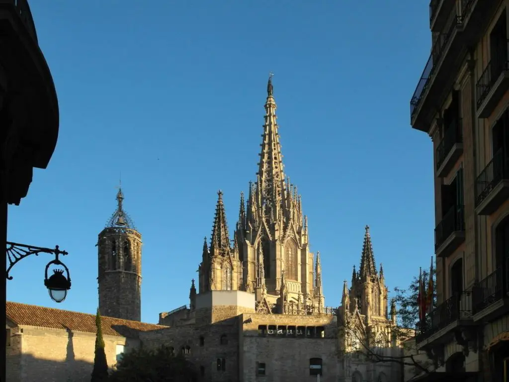 CONOCE TODO SOBRE LA CATEDRAL DE BARCELONA EN ESPAÑA