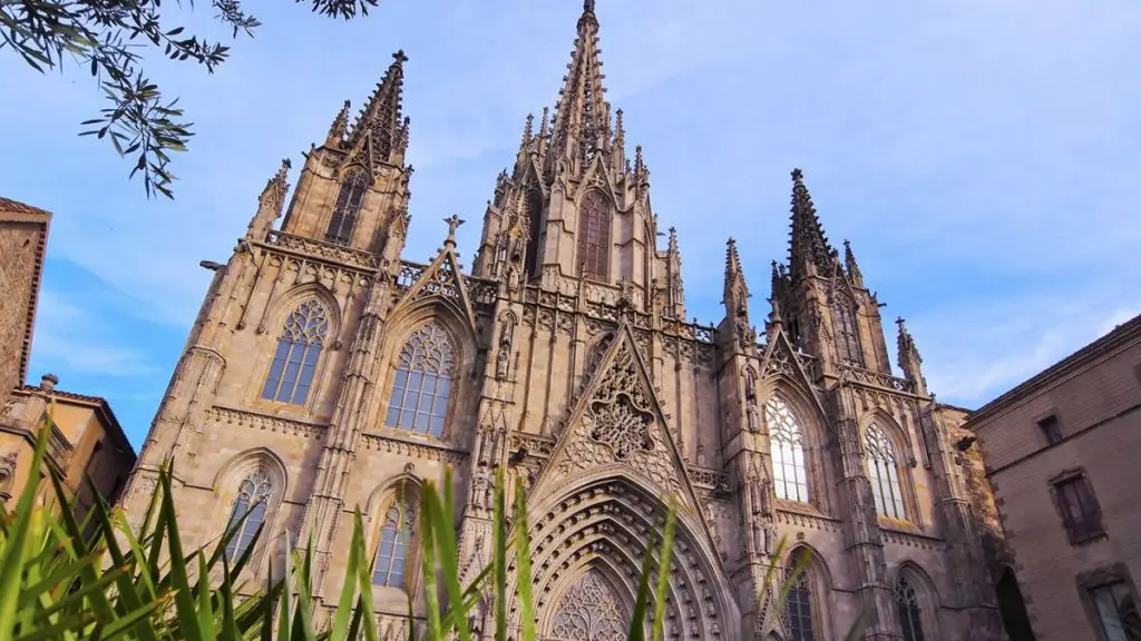 CONOCE TODO SOBRE LA CATEDRAL DE BARCELONA EN ESPAÑA
